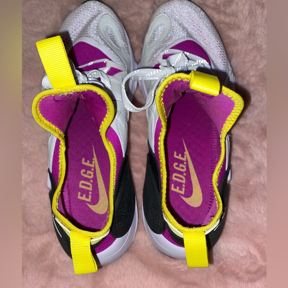 Men’s Size 9 Nike Air Hurache Edge Txt - image 6